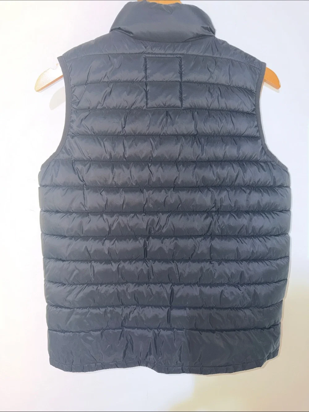GAP kids  Black Quilted Down-Style Vest size XLarge puffer